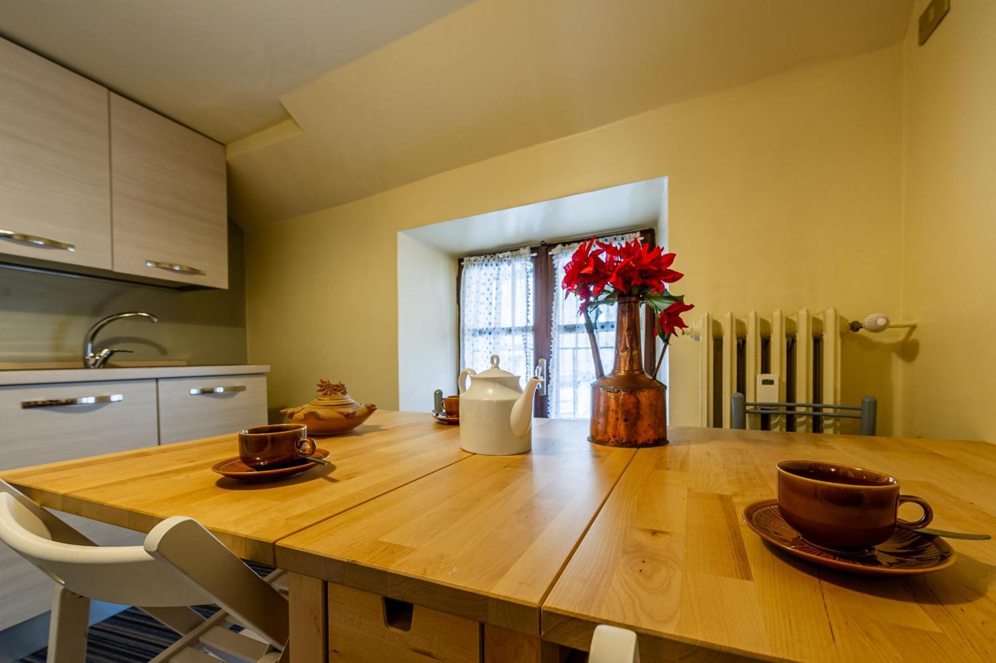Appartamento La Villette - Cour 0220 - Comodo E Ben Posizionato Apartamento Courmayeur